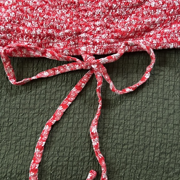 Floral off the shoulder top - Picture 2 of 5